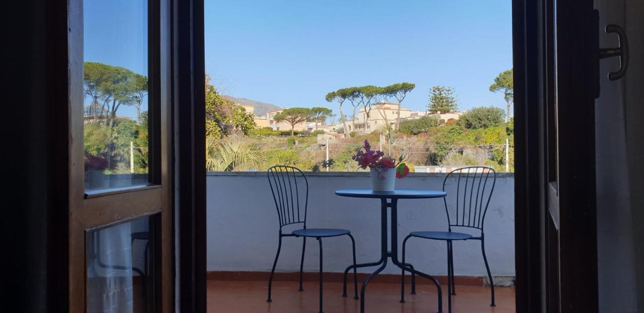 B&B Il Giardino Di Villa Anna Trecase Dış mekan fotoğraf